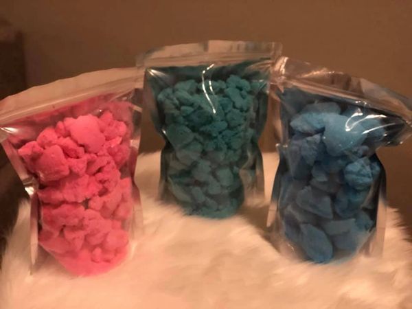 Bath Bomb Crumbles Volcano