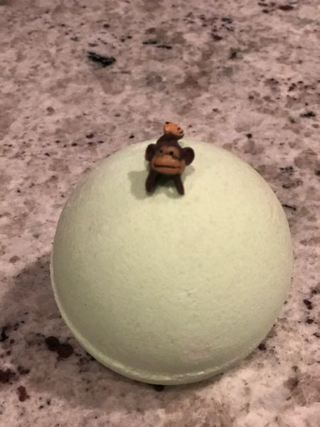 Bath Bomb Monkey Farts